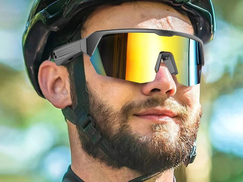 The Soundcruiser: Smart Bluetooth Sunglasses